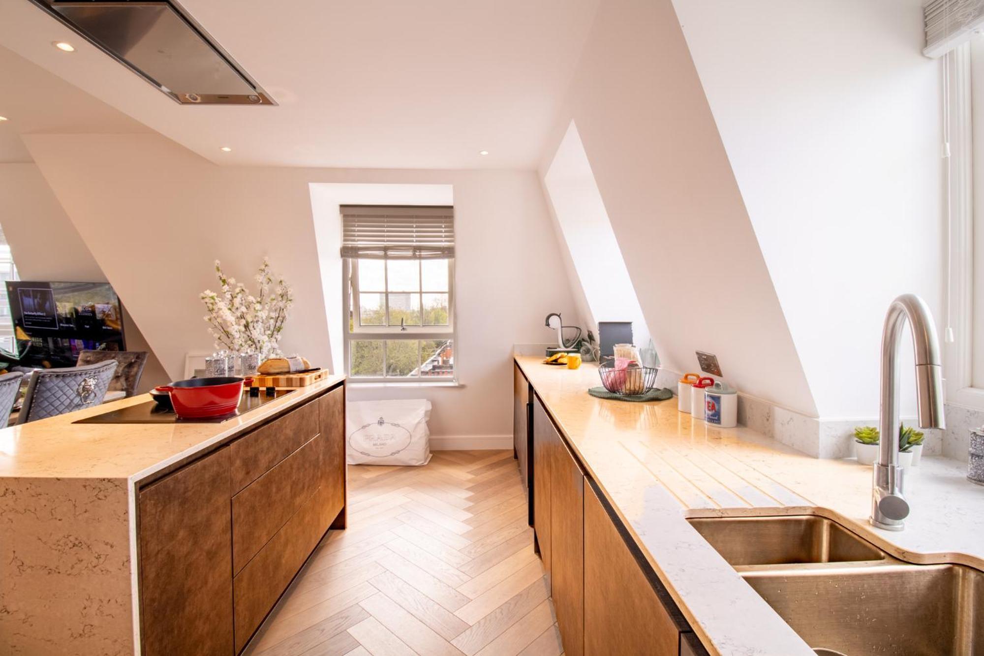 Elegant 3-Bedroom Penthouse In Marble Arch 70 Londra Dış mekan fotoğraf